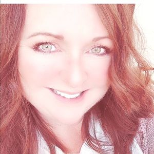 Meet your Posher, Kimberly!
